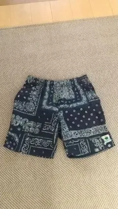 ELEPHANT BRAND × NIKO AND バンダナ柄 ショートパンツのサムネイル