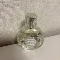 JILLSTUART Eau de White Floral 香水のサムネイル