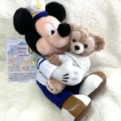 ハートフェルトレターズオブフレンドシップ　ダッフィーミッキー　ぬいぐるみバッジ