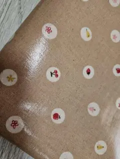 【廃番&レアすぎる♡】【1点のみ】綿麻 ラミネート生地 フルーツドット ベージュ