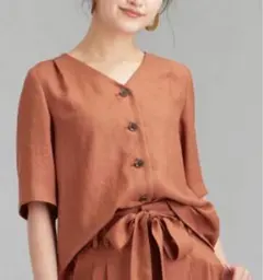 グリーンレーベルリラクシング リネン風Vネック五分袖シャツ