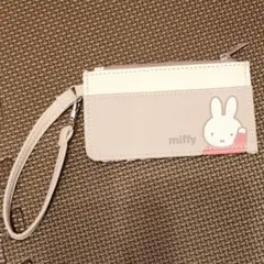 Item thumbnail for item b4b87063-2127-4d1c-861a-5d4044d53470