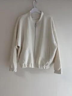 クリーム色 ジップアップ ボンバージャケット