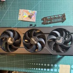 ASUS TUF-RTX4090-O24G-GAMING ヒートシンク
