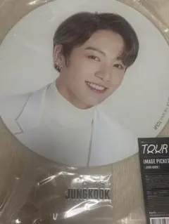 BTS ジョングク　公式　うちわ BTS グク 公式 うちわ うちわ カバー 新品未使用 - メルカリ