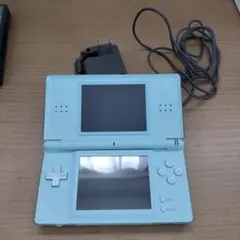 美品　Nintendo DS Lite 本体アイスブルー　動作確認済み　充電器有