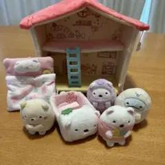 すみっこぐらしてのりぬいぐるみとすみっこハウスのセット