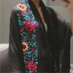 花柄刺繍ストール☺︎新品