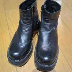 ENFOLD ブラックレザー 厚底サイドジッパー ブーツ エンフォールド