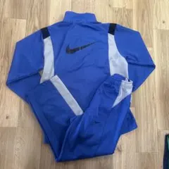 Item thumbnail for item cb7e0a64-af3c-498f-9526-497d9ccc4ece