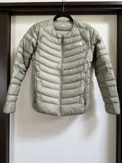 サンダーラウンドネックTHE NORTH FACE 軽量ダウンジャケット