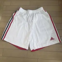 adidas ハーフパンツ ホワイト/レッド/ブラック　M size⭐︎のサムネイル