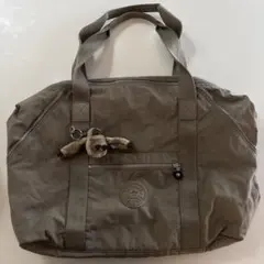 kipling キーホルダー付き　ナイロン　ボストンショルダーバッグ　ベージュのサムネイル