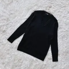 ❁UNIQLO❁ユニクロ(ᒪ)メリノブレンドリブVネックセーター