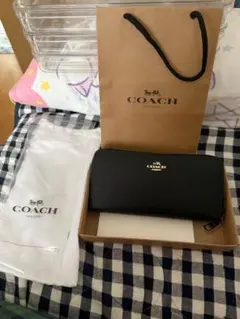 COACH コーチラウンドファスナー長財布 F52372 黒 レザー