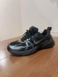 美品⭐︎NIKE V2K RUN ブラック シルバー