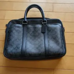 coach コーチ ビジネスバッグ PVCレザー　ブラック シグネチャー A4可