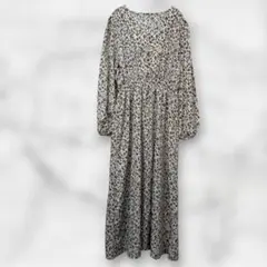 【大特価‼️】ワンピース ひざ丈 フレアスカート 総柄 長袖 フェミニン ガーリー