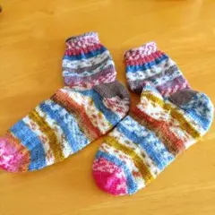 手編み多色ストライプ靴下