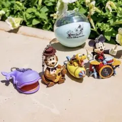 【新品未開封品】ディズニーリゾート カプセルトイ キーチェーン 3点
