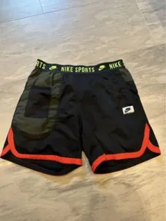 【販売終了品レア】Nike スポーツショートパンツ M 黒