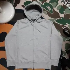 1PIU1UGUALEウノピュウノウグァーレトレ×ナノユニバース　コラボパーカー