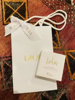 【新品未使用】ディオール DIOR ジャドール ハンド クリーム　紙袋付き