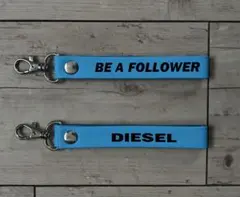 【希少】DIESELディーゼル キーホルダー 非売品 ブルー　2個セット