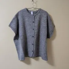 新品✨SO グレー ニット ボタン付き 半袖 トップス