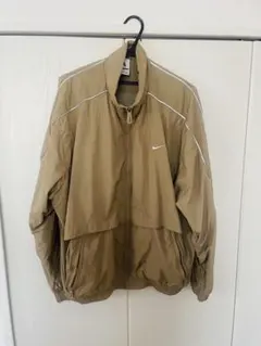 Nike ウーブントラックジャケット　ナイロンジャケット　XL ベージュ