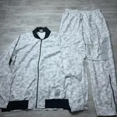 Item thumbnail for item 8e3d8fa6-9d64-408e-a440-0c01e6dfa9b9