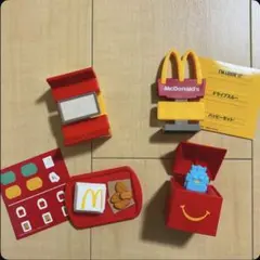 マクドナルド　ハッピーセット　ミニチュア　４点セット