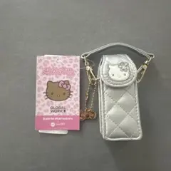 【新品タグ付き】ハローキティ　キルティングリップケース　シルバー