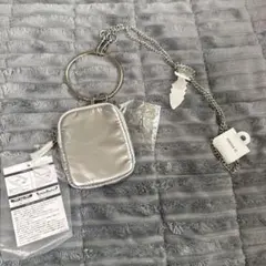 シルバー スマホショルダーバッグ チェーン付き