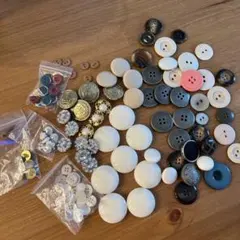 ボタンセット 約50個　キラキラ　大きめ