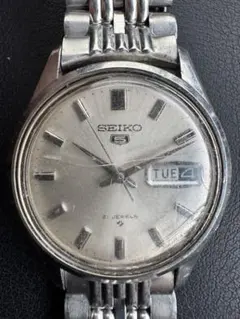 Item thumbnail for item 9bd62b99-47c1-4f90-8d82-29ec78c5bf6a