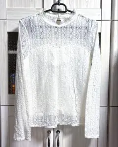 ホワイト　レース　トップス　白　花柄　インナー　アイボリー　長袖　シースルー