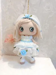 ハッピードール　イルメール　ブルーとホワイトのワンピ　オーガンジーのヘアバンド