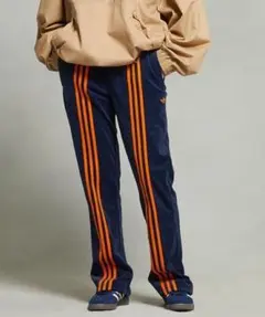 【adidas Originals】70s ベロア トラックパンツ