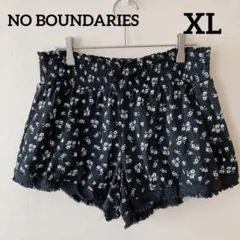 NO BOUNDARIES 【XL】花柄ショートパンツ フリンジ 黒／白