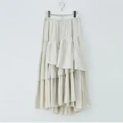 プラステ ティアードスカート