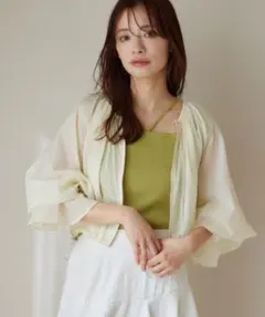 【タグ付き】ブラウス シャツ ギャザーシアーZIPブルゾン　ジャケットのサムネイル