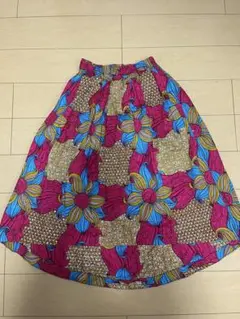 美品　RICCI EVERYDAY 花柄ロングスカート