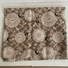 ⭐︎レア⭐︎ドイリー　黒猫　バラ　ラメ入り　オックス生地　薄茶　110✖️66