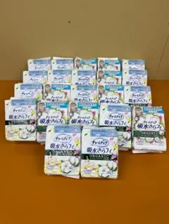 432【チャームナップ】吸水さらフィ パンティライナーコットン3cc 計924枚のサムネイル