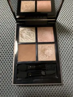 THREE スターゲージングアイシャドウクアッドX03 限定色