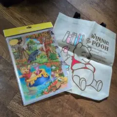 ディズニーリゾート・くまのプーさん、クリアファイル（5ポケット）・未使用です♪