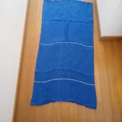 青いストール ストライプ模様のサムネイル
