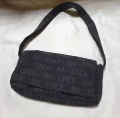 ◆FENDI　フェンディ◆FENDISSIME　総ロゴ柄　ハンドバッグ　ブラック