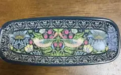 鳥と草花デザインの長方形皿 約30cm
